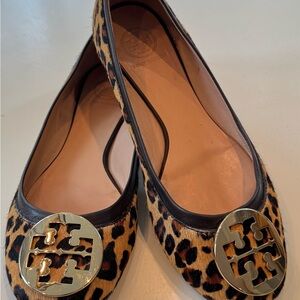 Tory Burch ballet flats Leopard calf hair with gold accent, size 9.5